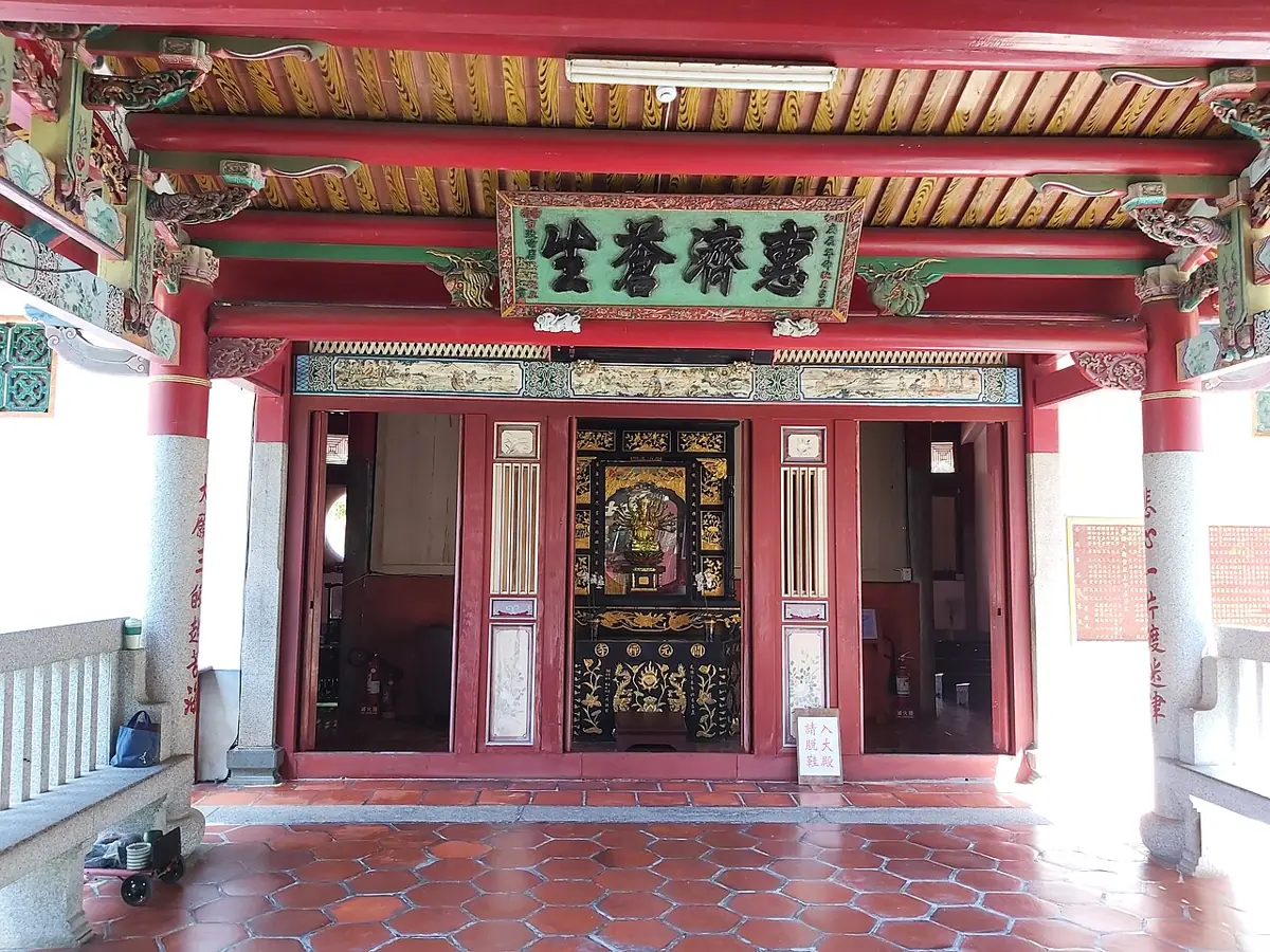 臺南開元寺三寶殿背面