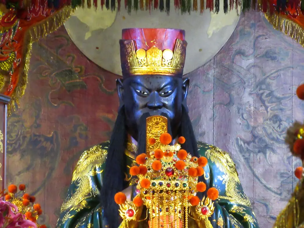 祀典武廟正殿神龕上的關公神像